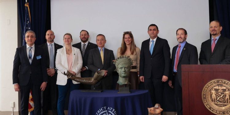 ABD’de ele geçirilen 12 tarihi eser Türkiye’ye iade edildi