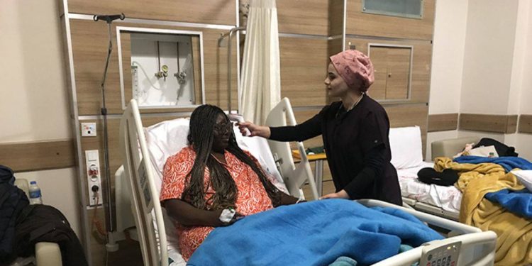 ABD’li hemşire ameliyatı için Teksas’ı değil Kars’ı tercih etti