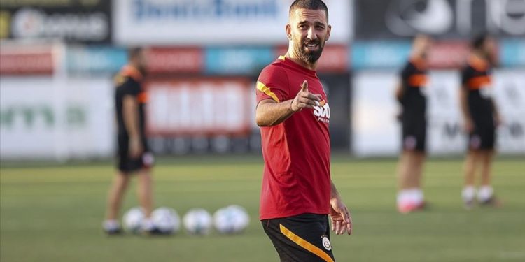 Arda Turan, yeni hedeflerini anlattı: Bir ekol hocası olmak istiyorum