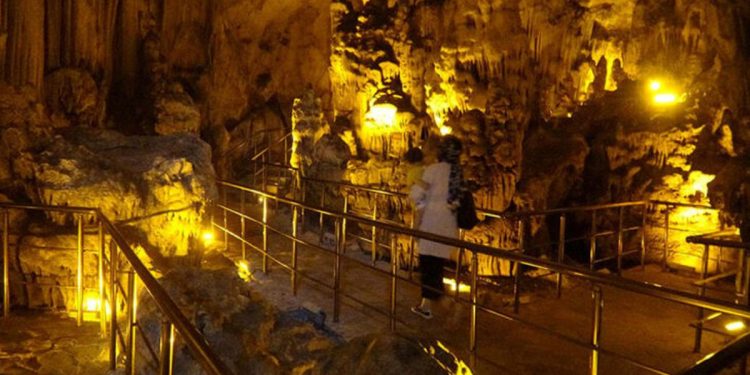 Astım hastaları bu mağarada şifa arıyor