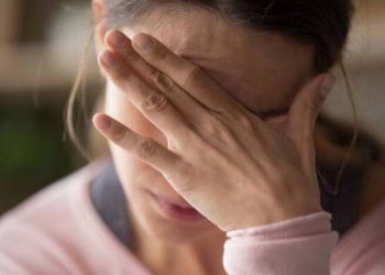 Baş ağrısını geçirmek için 10 doğal çözüm I Baş ağrısı nasıl geçer?