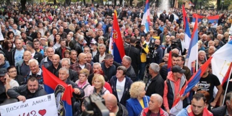 Bosna Hersek’te Dodik karşıtı protestolar