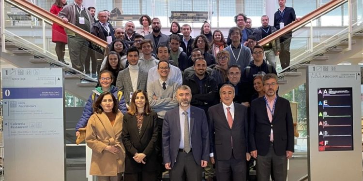 CERN’deki Türk bilim insanları çalışmalarını anlattı