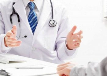 CHP’den yeni yönetmeliğe tepki: Hekimlerin özgürlüğünü engelliyor