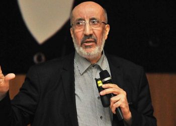 Dilipak: Birileri sizi ‘vatan millet’ diye aldatmasın