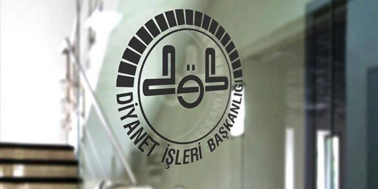 Diyanet’ten ‘depremzedeler için zekat’ açıklaması