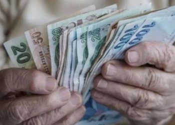 Emeklilerin beklediği haber! Kamu bankaları da yarışa katılıyor!