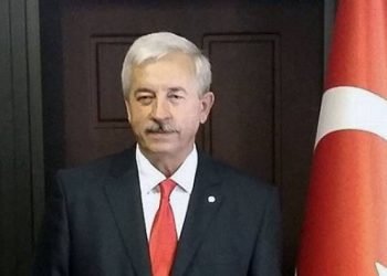 Erdek Belediye Başkanı bıçaklandı