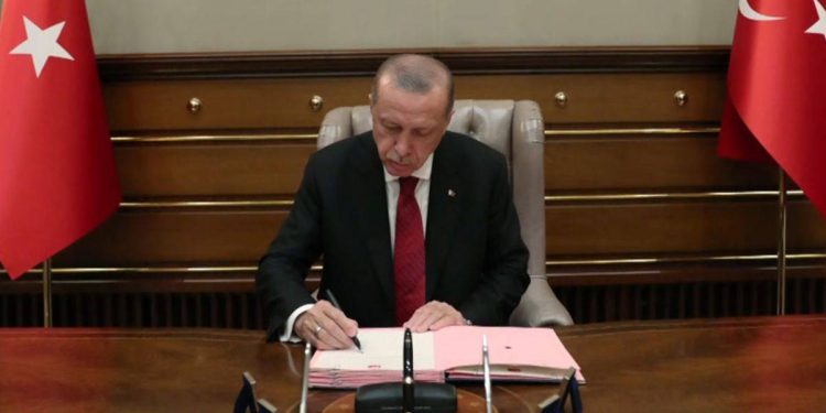 Erdoğan imzaladı: Üst düzey atama ve görevden alma kararları Resmi Gazete’de
