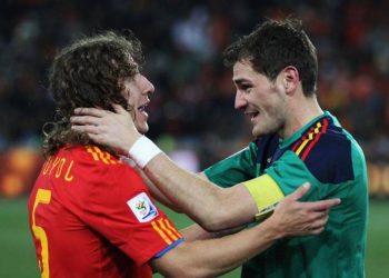 Futbolcu Casillas ve Puyol eşcinsel olduklarını açıkladı