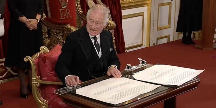 ‘Geleneği yıkacak, İngiltere’yi küçük düşürecek!’