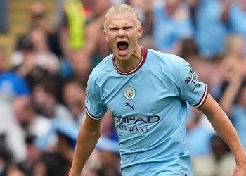 ‘Haaland’ı yasaklayın, o bir robot!’