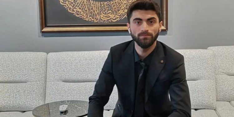 Hüseyin Kırmızı Yılın Genç İş Adamı ödülünün sahibi oldu