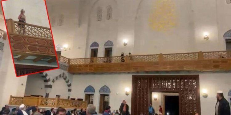 Kandil programında cami cemaatine hakarete gözaltı