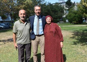 Karın ağrısı için ‘geçer’ dedi kanser çıktı, ölümden döndü