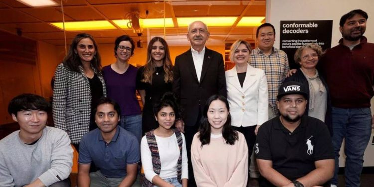 Kılıçdaroğlu Boston’da: ”Güne çok verimli bir toplantı ile başladık”