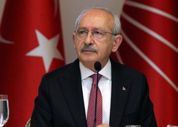 Kılıçdaroğlu’ndan adaylığa yeşil ışık! ”Başarılı olur muyum bilmiyorum… Ama deneyeceğim”