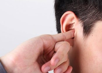 Kulak kaşıntısı I Kulak mantarı belirtileri I Kulak kaşıntısı ve kulak enfeksiyonları için ne yapmak gerekir?