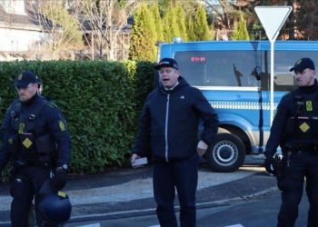 Paludan yine Kur’an yaktı! İngiltere’den yasak açıklaması…