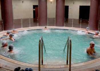 Prof. Dr. Kuru: Kaplıcalar iltihaplı romatizmaya iyi gelmiyor