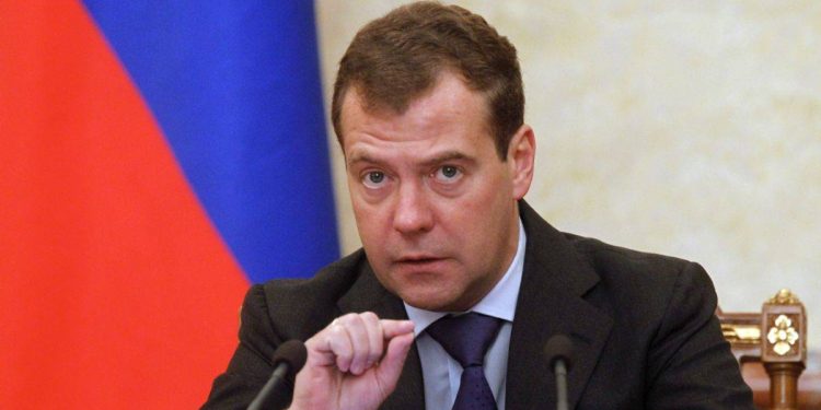 ‘Putin’in tutuklandığı ülkeyi füzelerle vururuz’