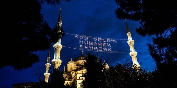 Ramazan’da kaç saat oruç tutulacak? Ülke ülke Ramazan