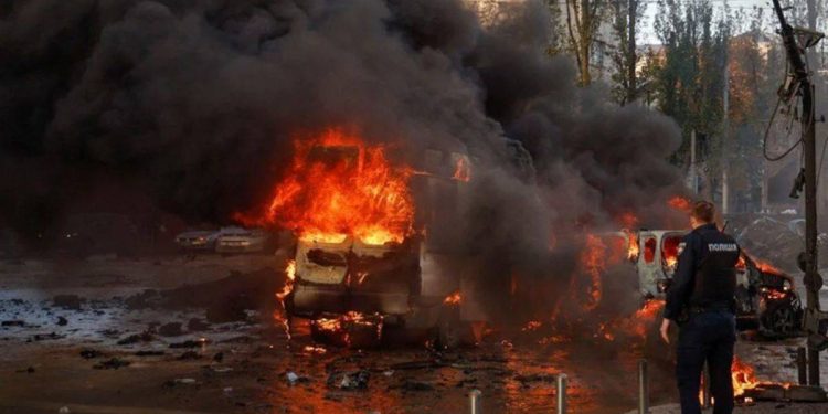 Rusya savaş taktiğini güncelledi, Kiev’de bombalar patladı!