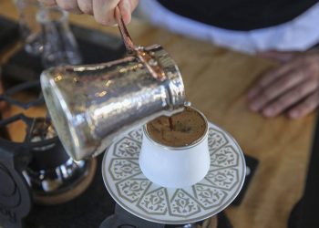 Türk kahvesi demleme şampiyonu Koray Erdoğdu’dan tavsiyeler