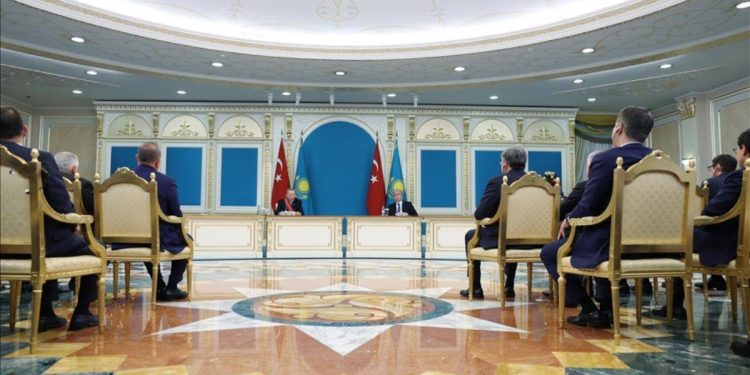 Türkiye-Kazakistan arasında 6 anlaşma imzalandı