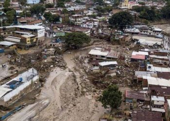 Ülke dehşeti yaşadı: Onlarca ölü ve kayıp var!