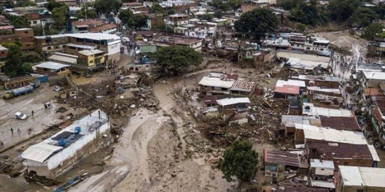 Ülke dehşeti yaşadı: Onlarca ölü ve kayıp var!