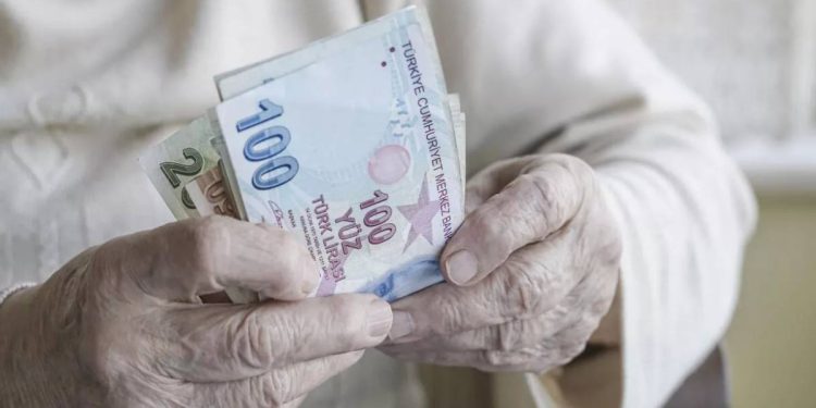 Ziraat Bankası, Vakıfbank, Halkbank emekli maaş banka promosyonu ne kadar? Emekli promosyonu yenilenecek mi? Bu sene emeklilere promosyon verilecek mi?