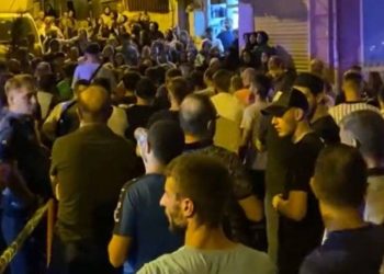 40 liralık hesap için silah çeken kişiye halk öfkesi