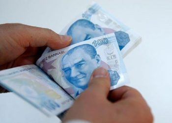 7 milyona yakın memur ve memur emeklisinin gözü hükümetin teklifinde