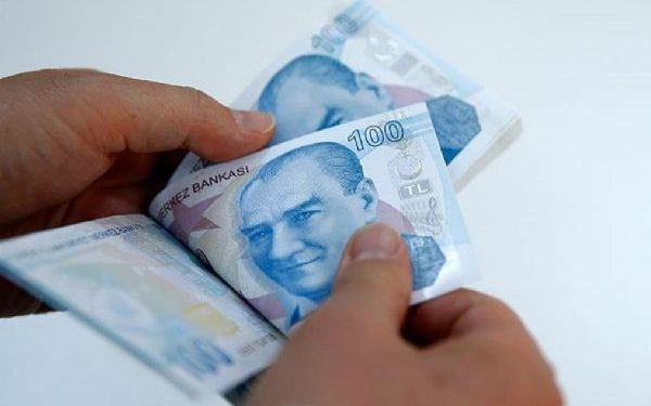 7 milyona yakın memur ve memur emeklisinin gözü hükümetin teklifinde