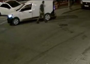 Esenyurt’ta poğaçacının aracını çaldılar