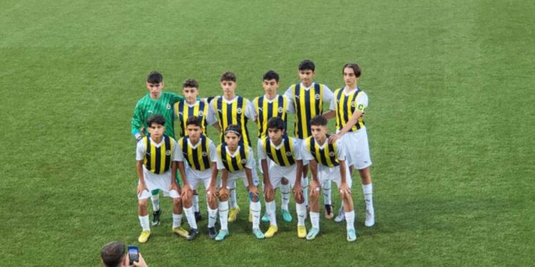 Fenerbahçe, genç yeteneklerini Moskova’da görücüye çıkardı