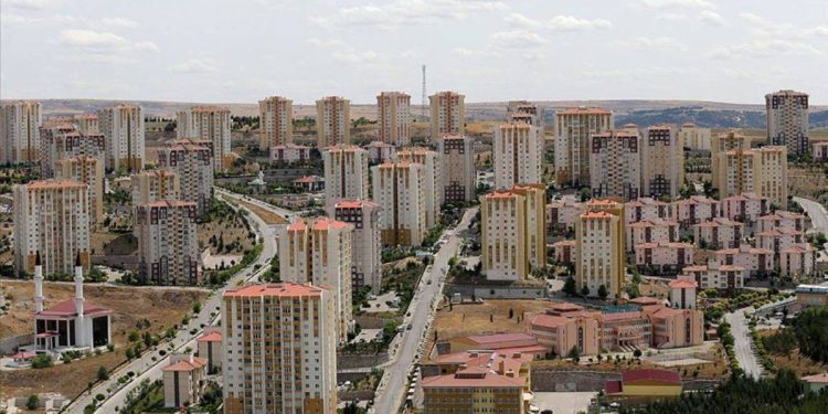 Gayrimenkul satışı yüzde 32 arttı