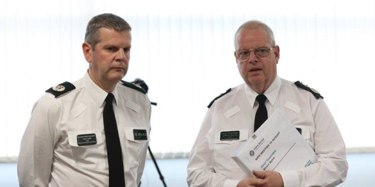 İrlanda polisi ‘kendini ele verdi’