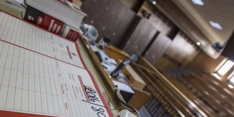 İşyerinde baskı sonucu istifada emsal karar