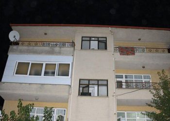 Kocasını tüfekle öldürdü