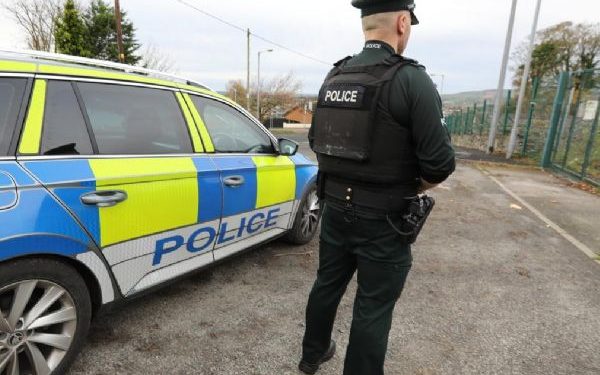 Kuzey İrlanda yanlışlıkla tüm polis teşkilatını ifşa etti