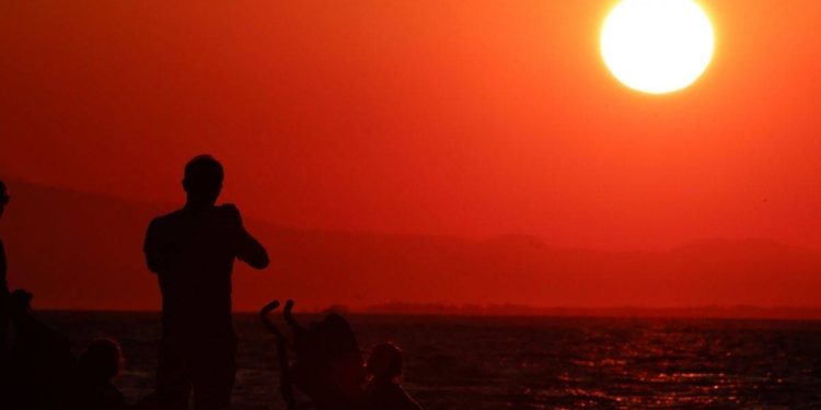 Meteoroloji: Batı serinleyecek doğu yanacak