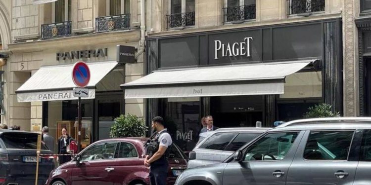 Paris’te milyonlarca euroluk ‘şık’ hırsızlık