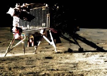 Hindistan’ın Ay’daki aracıyla bağlantısı koptu