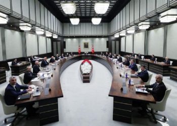 Kabine bugün toplanıyor!