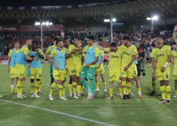 Kanarya’dan inanılmaz mücadele! Fenerbahçe’nin yıldızları göz doldurdu