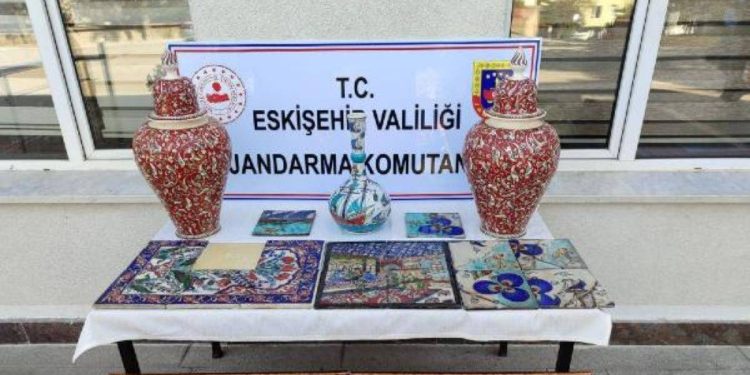 400 bin dolar değerinde Osmanlı eserleri ele geçirildi