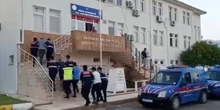 62 göçmen kaçakçısı tutuklandı