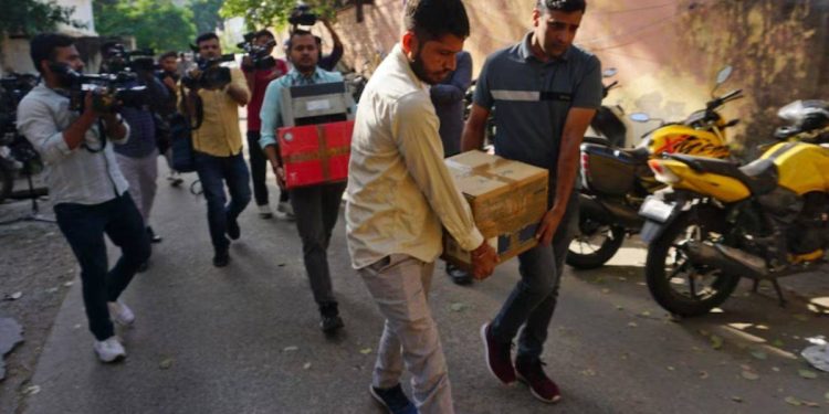 Çin’den fon aldığı iddia edilen Hindistan’daki haber sitesine baskın